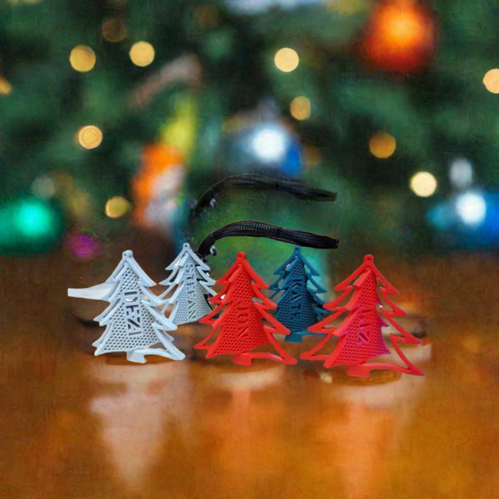 Custom Name < Christmas Ornament < Spinning Tree Decoration < Personalized Holiday Bauble Swivel Design < Family Gift Rotating Tag - BatCountryCraftsUSA
