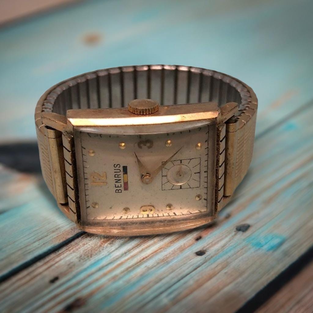 Art Deco Benrus 17J Watch | Rare 288319 Model | 1940s 10K Gold Filled Case | Expansion Bracelet | Rectangular Dress Watch - BatCountryCraftsUSA